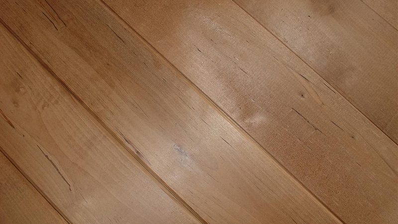 成都地板保养，费用多少看这几点